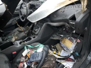 2014 Ford Escape SE с VIN 1FMCU9GX7EUB65404, выставлен на аукционе Copart как лот 42515565 с пробегом Не указан миль и Списание • Salvage title. История ставок и продаж доступна на DreamBid. Изображение 8.