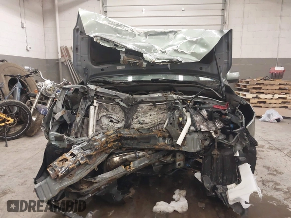 2015 Subaru Forester 2.5i Premium with VIN JF2SJADCXFH479992, listed as a IAAI auction lot 41652655 with 118,430 mi miles. Bid and sale history available at carsss.com. Image 6.