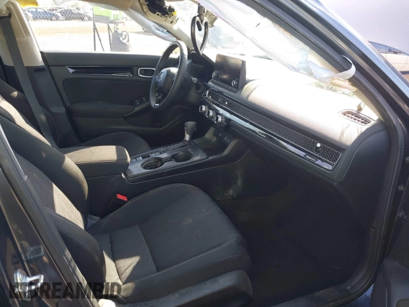 2024 Honda Civic EX z VIN 2HGFE1F76RH332735, wystawiony jako IAAI lot #42373485 z przebiegiem 13 946 mil mil oraz . Historia ofert i sprzedaży dostępna na DreamBid. Obrazek 5.