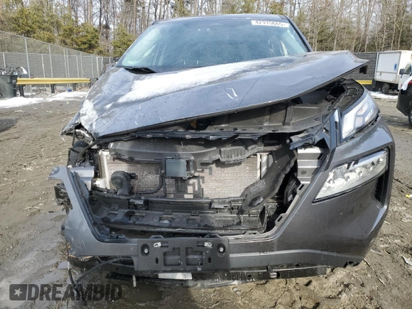 2022 Nissan Rogue SV with VIN 5N1BT3BB2NC688679, listed as a Copart auction lot 42315665 with Not Provided miles and Salvage Title. Bid and sale history available at DreamBid. Image 5.