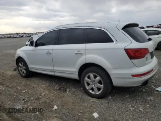 2015 Audi Q7 Premium z VIN WA1CGAFE5FD008236, wystawiony jako Copart lot #52850365 z przebiegiem 127 490 mil mil oraz Szkoda całkowita • Salvage title. Historia ofert i sprzedaży dostępna na DreamBid. Obrazek 2.