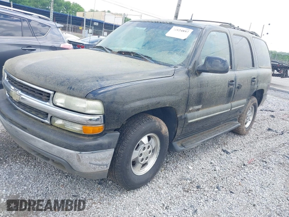 2002 Chevrolet Tahoe LT with VIN 1GNEC13Z02R272809, listed as a IAAI auction lot 42124897 with 191,768 mi miles. Bid and sale history available at carsss.com. Image 2.