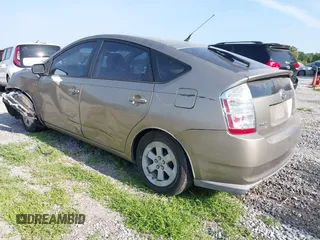 2008 Toyota Prius with VIN JTDKB20U887698068, listed as a IAAI auction lot 42215998 with 117,851 mi miles and . Bid and sale history available at DreamBid. Image 3.
