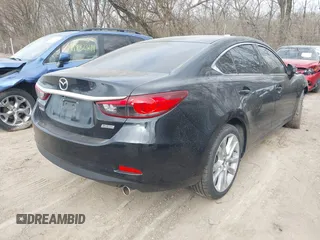 2016 Mazda Mazda6 i Touring with VIN JM1GJ1V51G1470967, listed as a IAAI auction lot 41833308 with 46,271 mi miles. Bid and sale history available at carsss.com. Image 4.