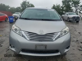 2015 Toyota Sienna LE AAS with VIN 5TDKK3DC5FS550258, listed as a Copart auction lot 58069915 with 138,260 mi miles and Salvage title. Bid and sale history available at DreamBid. Image 5.