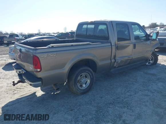 2002 Ford Super Duty F-250 XL with VIN 1FTNW21F02EA71756, listed as a IAAI auction lot 41770330 with 350,072 mi miles. Bid and sale history available at carsss.com. Image 4.