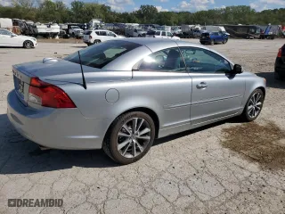 2012 Volvo C70 T5 with VIN YV1672MC8CJ127481, listed as a Copart auction lot 73129114 with 102,167 mi miles and Salvage Title. Bid and sale history available at carsss.com. Image 3.
