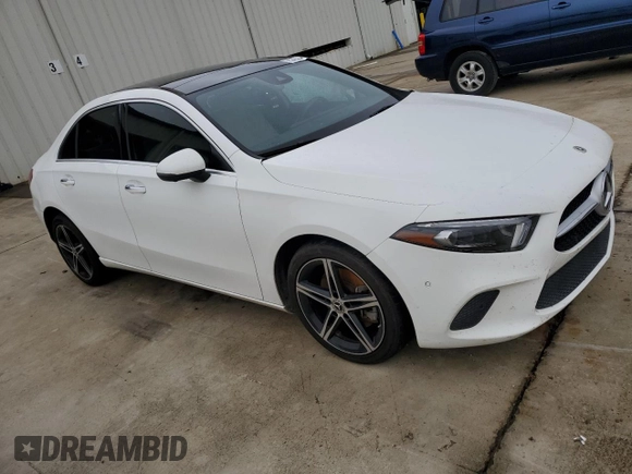 2022 Mercedes-Benz A 220 with VIN W1K3G4EB1NJ358449, listed as a Copart auction lot 78949884 with 73,187 mi miles and Clean Title. Bid and sale history available at DreamBid. Image 4.