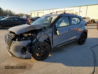 2024 Nissan Kicks SR with VIN 3N1CP5DV0RL567419, listed as a Copart auction lot 41510365 with 4,931 mi miles and Salvage Title. Bid and sale history available at carsss.com. Image 1.