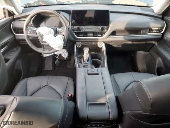 2024 Toyota Grand Highlander Hybrid XLE with VIN 5TDACAB54RS017405, listed as a Copart auction lot 41686585 with NaN miles and Salvage Title. Bid and sale history available at carsss.com. Image 8.