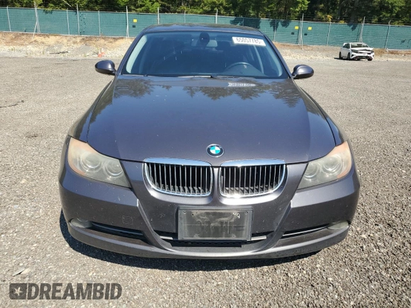 2006 BMW 3 Series 330i with VIN WBAVB33506KR72281, listed as a Copart auction lot 65057785 with 190,277 mi miles and Salvage title. Bid and sale history available at DreamBid. Image 5.