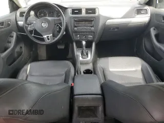 2013 Volkswagen Jetta SE z VIN 3VWDP7AJ5DM437943, wystawiony jako Copart lot #54272175 z przebiegiem 186 081 mil mil oraz Nie do naprawy • Non repairable. Historia ofert i sprzedaży dostępna na DreamBid. Obrazek 8.