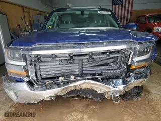 2017 Chevrolet Silverado 1500 LT with VIN 1GCVKREC9HZ207758, listed as a Copart auction lot 50504105 with 109,131 mi miles and Clean Title. Bid and sale history available at carsss.com. Image 5.