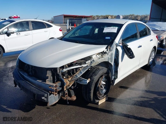 2016 Nissan Altima 2.5 SR with VIN 1N4AL3AP7GN366548, listed as a IAAI auction lot 41354999 with 90,565 mi miles. Bid and sale history available at carsss.com. Image 2.