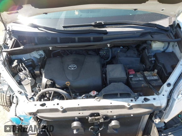 2017 Toyota Sienna with VIN 5TDDZ3DC8HS169754, listed as a IAAI auction lot 42146445 with 70,572 mi miles and . Bid and sale history available at DreamBid. Image 10.