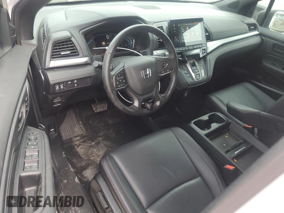 2024 Honda Odyssey Sport with VIN 5FNRL6H72RB024348, listed as a Copart auction lot 44576155 with 8,328 mi miles and Salvage Title. Bid and sale history available at DreamBid. Image 8.