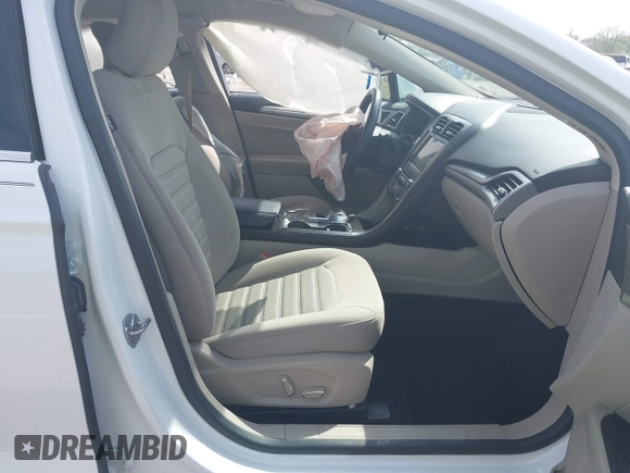 2018 Ford Fusion SE with VIN 3FA6P0HD5JR224594, listed as a IAAI auction lot 41910769 with 41,119 mi miles. Bid and sale history available at carsss.com. Image 5.