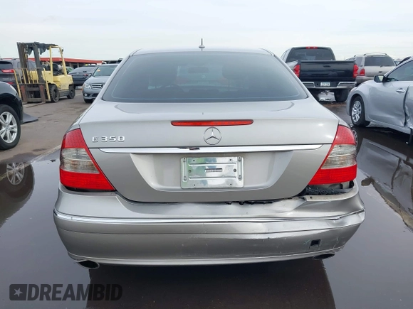 2007 Mercedes-Benz E 350 with VIN WDBUF56XX7B156609, listed as a IAAI auction lot 41795706 with 153,495 mi miles and . Bid and sale history available at carsss.com. Image 16.