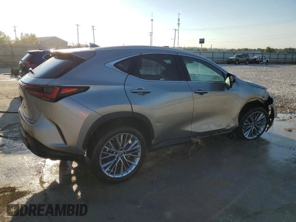 2022 Lexus NX with VIN 2T2GKCEZ9NC003070, listed as a Copart auction lot 72428604 with 16,771 mi miles and Salvage Title. Bid and sale history available at carsss.com. Image 3.