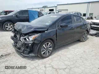 2023 Nissan Versa SV z VIN 3N1CN8EV1PL863536, wystawiony jako Copart lot #55695415 z przebiegiem 20 197 mil mil oraz Szkoda całkowita • Salvage title. Historia ofert i sprzedaży dostępna na DreamBid. Obrazek 1.