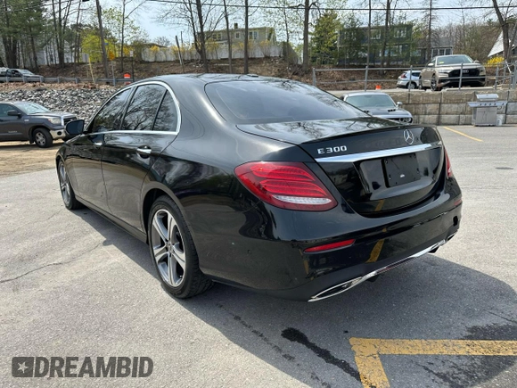 2018 Mercedes-Benz E-Class E 300 with VIN WDDZF4JB0JA452884, listed as a Copart auction lot 54899315 with 117,443 mi miles and Clean Title. Bid and sale history available at carsss.com. Image 2.