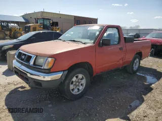 2000 Nissan Frontier XE z VIN 1N6DD21S0YC378876, wystawiony jako Copart lot #51324765 z przebiegiem Nie podano mil oraz Tytuł czysty. Historia ofert i sprzedaży dostępna na DreamBid. Obrazek 1.