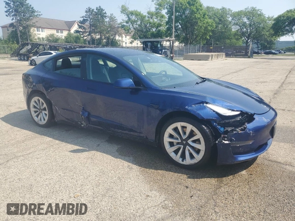 2023 Tesla Model 3 z VIN 5YJ3E1EA0PF450250, wystawiony jako Copart lot #64609205 z przebiegiem 80 240 mil mil oraz Czysty tytuł • Clean title. Historia ofert i sprzedaży dostępna na DreamBid. Obrazek 4.