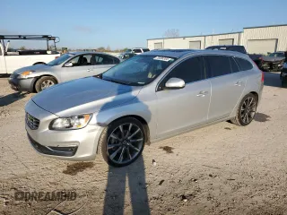 2015 Volvo V60 T5 Drive-E Premier with VIN YV140MEK6F1266526, listed as a Copart auction lot 79388354 with 127,194 mi miles and Salvage Title. Bid and sale history available at carsss.com. Image 1.