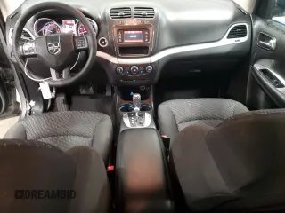 2017 Dodge Journey SE z VIN 3C4PDCAB1HT705098, wystawiony jako Copart lot #44443325 z przebiegiem 112 858 mil mil oraz Czysty tytuł • Clean title. Historia ofert i sprzedaży dostępna na DreamBid. Obrazek 8.