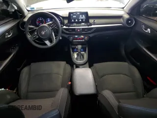 2019 Kia Forte LXS z VIN 3KPF24AD3KE025191, wystawiony jako Copart lot #61373395 z przebiegiem 56 696 mil mil oraz Czysty tytuł • Clean title. Historia ofert i sprzedaży dostępna na DreamBid. Obrazek 8.