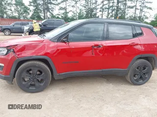 2020 Jeep Compass North z VIN 3C4NJDBB8LT133542, wystawiony jako IAAI lot #42156144 z przebiegiem 53 034 mil mil oraz . Historia ofert i sprzedaży dostępna na DreamBid. Obrazek 6.