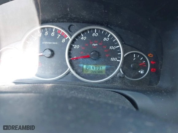 2005 Mazda Tribute s with VIN 4F2CZ96105KM00563, listed as a IAAI auction lot 41834864 with NaN miles. Bid and sale history available at carsss.com. Image 7.