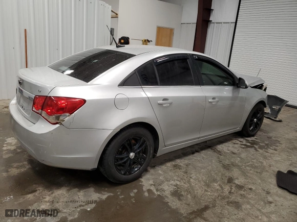 2014 Chevrolet Cruze 1LT with VIN 1G1PC5SB8E7120749, listed as a Copart auction lot 47852655 with 150,920 mi miles and Salvage Title. Bid and sale history available at carsss.com. Image 3.