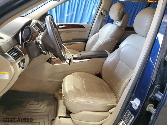 2014 Mercedes-Benz GL-Class GL 350 BlueTEC with VIN 4JGDF2EE7EA276804, listed as a Copart auction lot 49901785 with 163,232 mi miles and Clean Title. Bid and sale history available at carsss.com. Image 7.