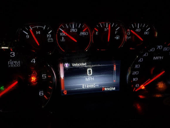 2014 GMC Sierra 1500 SLT with VIN 3GTU2VEC5EG317755, listed as a Copart auction lot 83617184 with 212,480 mi miles and Salvage Title. Bid and sale history available at DreamBid. Image 9.