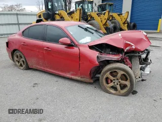 2017 Alfa Romeo Giulia z VIN ZARFAEBN6H7533055, wystawiony jako Copart lot #48777655 z przebiegiem 77 348 mil mil oraz Szkoda całkowita • Salvage title. Historia ofert i sprzedaży dostępna na DreamBid. Obrazek 4.