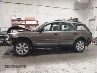2009 Subaru Outback Special Edtn with VIN 4S4BP61CX96325387, listed as a IAAI auction lot 41697607 with 198,424 mi miles. Bid and sale history available at carsss.com. Image 15.
