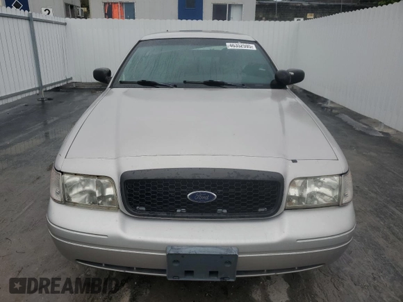 2011 Ford Police Interceptor with VIN 2FABP7BVXBX123711, listed as a Copart auction lot 46352595 with 151,597 mi miles and Clean title. Bid and sale history available at DreamBid. Image 5.