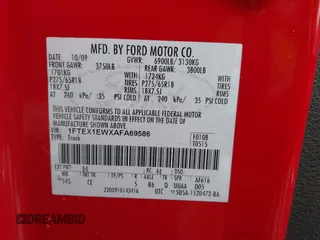 2010 Ford F-150 XL z VIN 1FTEX1EWXAFA69586, wystawiony jako IAAI lot #41947671 z przebiegiem 156 317 mil mil oraz . Historia ofert i sprzedaży dostępna na DreamBid. Obrazek 9.