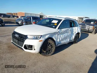 2020 Audi Q5 Premium with VIN WA1ANAFY0L2108873, listed as a IAAI auction lot 41310070 with 61,868 mi miles. Bid and sale history available at carsss.com. Image 17.
