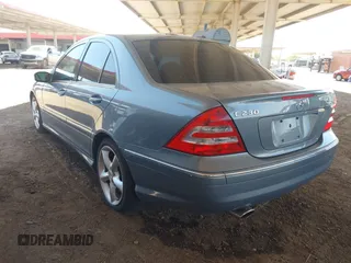 2006 Mercedes-Benz C 230 Sport with VIN WDBRF52H16A860013, listed as a IAAI auction lot 42482039 with 188,725 mi miles and . Bid and sale history available at DreamBid. Image 3.