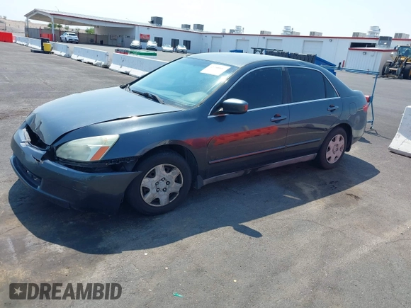 2005 Honda Accord LX z VIN 1HGCM56405A141551, wystawiony jako IAAI lot #42754807 z przebiegiem 251 759 mil mil oraz . Historia ofert i sprzedaży dostępna na DreamBid. Obrazek 13.