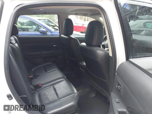 2014 Mitsubishi Outlander SE z VIN JA4AD3A37EZ015188, wystawiony jako IAAI lot #42281043 z przebiegiem 116 876 mil mil oraz . Historia ofert i sprzedaży dostępna na DreamBid. Obrazek 8.