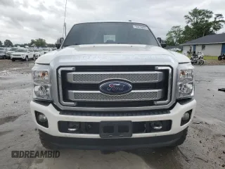 2014 Ford F-350 XLT z VIN 1FT8W3BT4EEA91035, wystawiony jako Copart lot #55410825 z przebiegiem 325 977 mil mil oraz Szkoda całkowita • Salvage title. Historia ofert i sprzedaży dostępna na DreamBid. Obrazek 5.