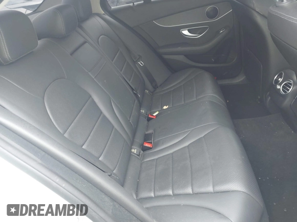 2020 Mercedes-Benz C 300 с VIN WDDWF8DBXLR539976, выставлен на аукционе IAAI как лот 42116664 с пробегом 88 064 миль миль и . История ставок и продаж доступна на DreamBid. Изображение 8.