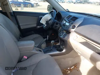 2008 Toyota RAV4 Ltd with VIN JTMBK31V485052521, listed as a IAAI auction lot 41874753 with 185,302 mi miles. Bid and sale history available at carsss.com. Image 5.