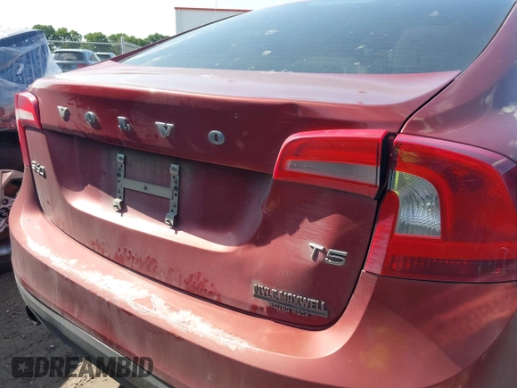 2013 Volvo S60 T5 Premier with VIN YV1612FS7D2210322, listed as a IAAI auction lot 42506708 with 268,266 mi miles and . Bid and sale history available at DreamBid. Image 16.