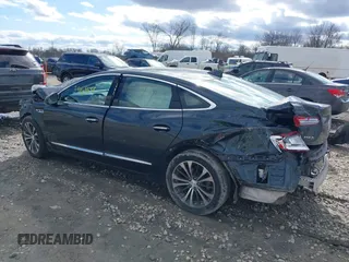 2018 Buick LaCrosse Premium with VIN 1G4ZR5SS9JU117882, listed as a IAAI auction lot 39161658 with 72,662 mi miles. Bid and sale history available at carsss.com. Image 3.