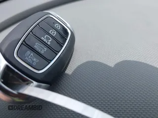 2021 Hyundai Elantra SEL z VIN KMHLS4AG2MU196155, wystawiony jako IAAI lot #42299936 z przebiegiem 103 747 mil mil oraz . Historia ofert i sprzedaży dostępna na DreamBid. Obrazek 11.