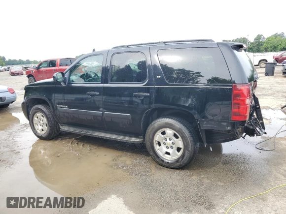 2008 Chevrolet Tahoe 3LT with VIN 1GNFC13078R110559, listed as a Copart auction lot 57583085 with 500,751 mi miles and Salvage title. Bid and sale history available at DreamBid. Image 2.